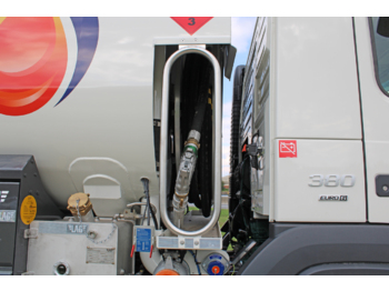 Camião cisterna VOLVO FM: foto 3 Camião cisterna VOLVO FM: foto 3