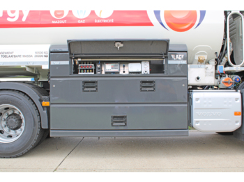 Camião cisterna VOLVO FM: foto 2 Camião cisterna VOLVO FM: foto 2