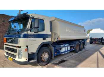 Camião cisterna VOLVO FM