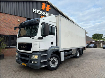 Camião furgão MAN TGS 26.320