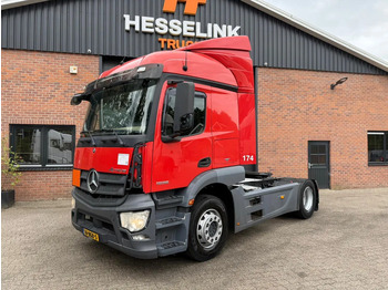 Tractor MERCEDES-BENZ Actros 1936