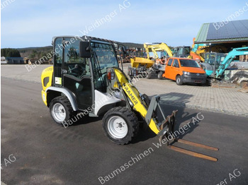 Pá carregadora de rodas KRAMER