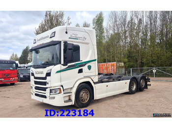 Camião chassi SCANIA G