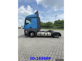 Tractor MERCEDES-BENZ Actros 1842