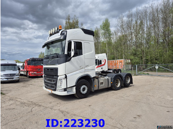 Tractor VOLVO FH13 540