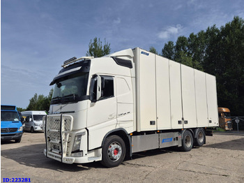 Camião isotérmico VOLVO FH13 540
