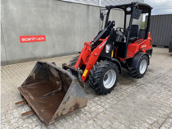 Carregadora articulada