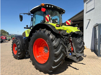 Trator CLAAS Axion 870