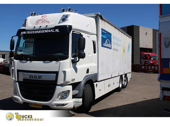 Camião de lona DAF CF 330