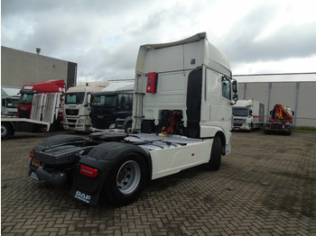 Tractor DAF XF 460 + EURO 6: foto 3