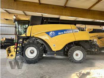 Ceifeira debulhadora NEW HOLLAND CR9090