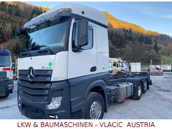 Camião cisterna MERCEDES-BENZ Actros