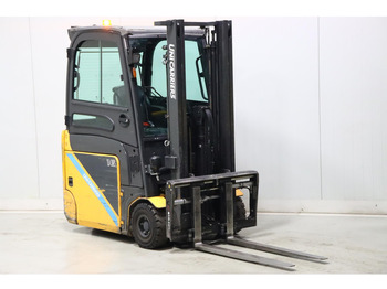 Empilhador elétrico UNICARRIERS