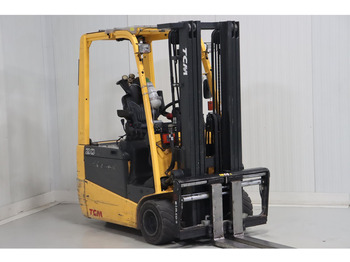 Empilhador elétrico UNICARRIERS