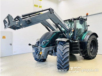 Trator VALTRA T174
