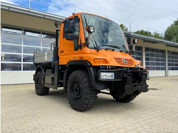 Veículo municipal/ Especial UNIMOG U300