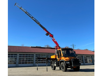 Veículo municipal/ Especial UNIMOG U400