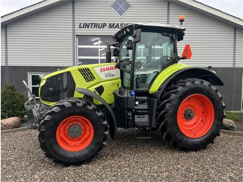 Trator CLAAS Axion 830
