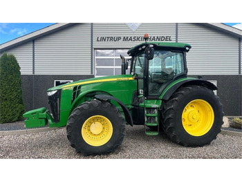 Trator JOHN DEERE 8R Series
