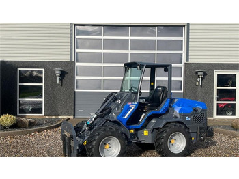 Carregadora articulada