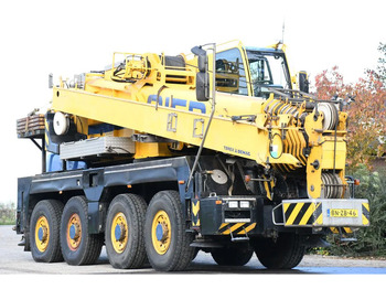 Grua móvel DEMAG