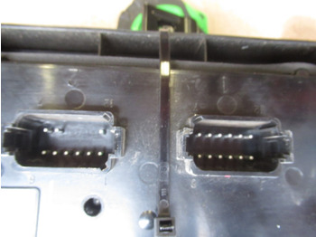 Painel de instrumentos para Máquina de construção Caterpillar 3757305: foto 3 Painel de instrumentos para Máquina de construção Caterpillar 3757305: foto 3