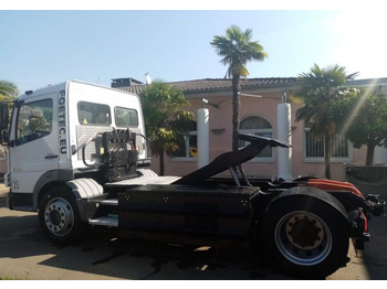 Camião MERCEDES-BENZ