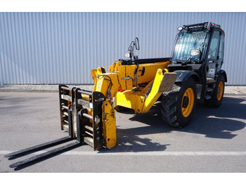Empilhador telescópico JCB