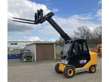Empilhador telescópico JCB