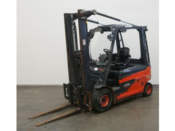 Empilhador elétrico LINDE E25