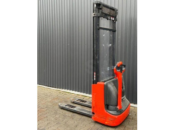 Stacker LINDE L12