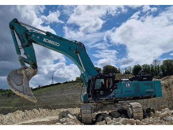 Escavadeira KOBELCO