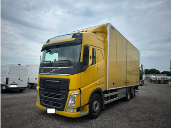 Camião furgão VOLVO FH