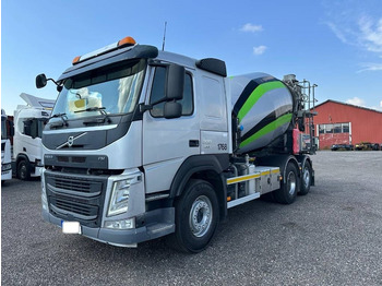 Camião betoneira VOLVO FM