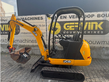 Mini escavadeira JCB 8018