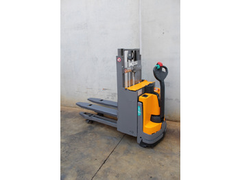 Stacker JUNGHEINRICH EJD