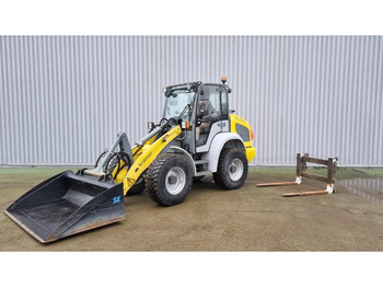 Pá carregadora de rodas KRAMER