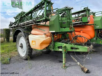 Pulverizador de arrastar AMAZONE