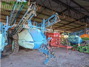 Pulverizador de arrastar BERTHOUD