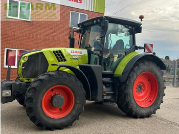 Trator CLAAS Arion 650