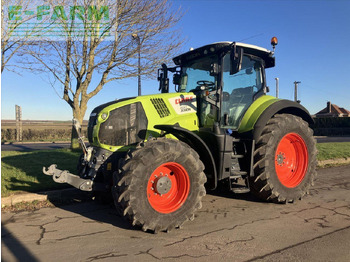 Trator CLAAS Axion 830