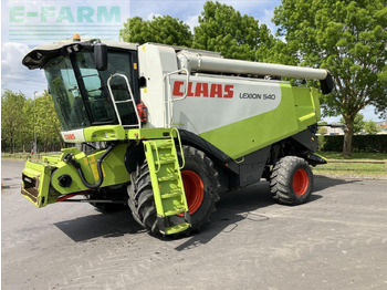 Ceifeira debulhadora CLAAS Lexion 540