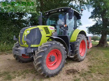 Trator CLAAS Arion 510