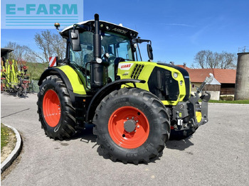 Trator CLAAS Arion 550