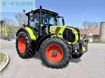 Trator CLAAS Arion 550