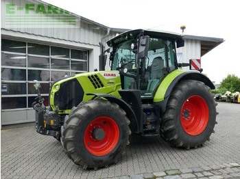 Trator CLAAS Arion 550