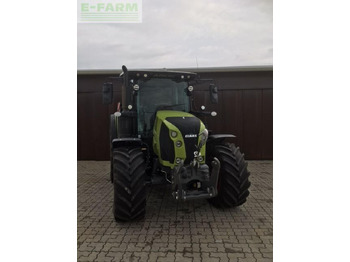 Trator CLAAS Arion 550