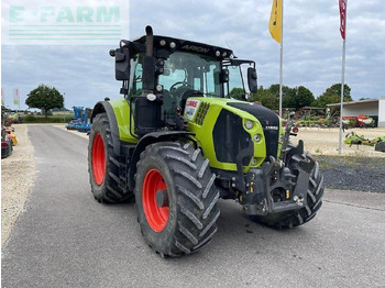 Trator CLAAS Arion 550