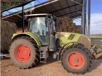 Trator CLAAS Arion 610