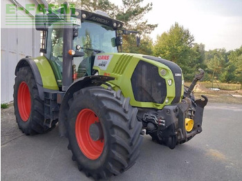 Trator CLAAS Arion 640